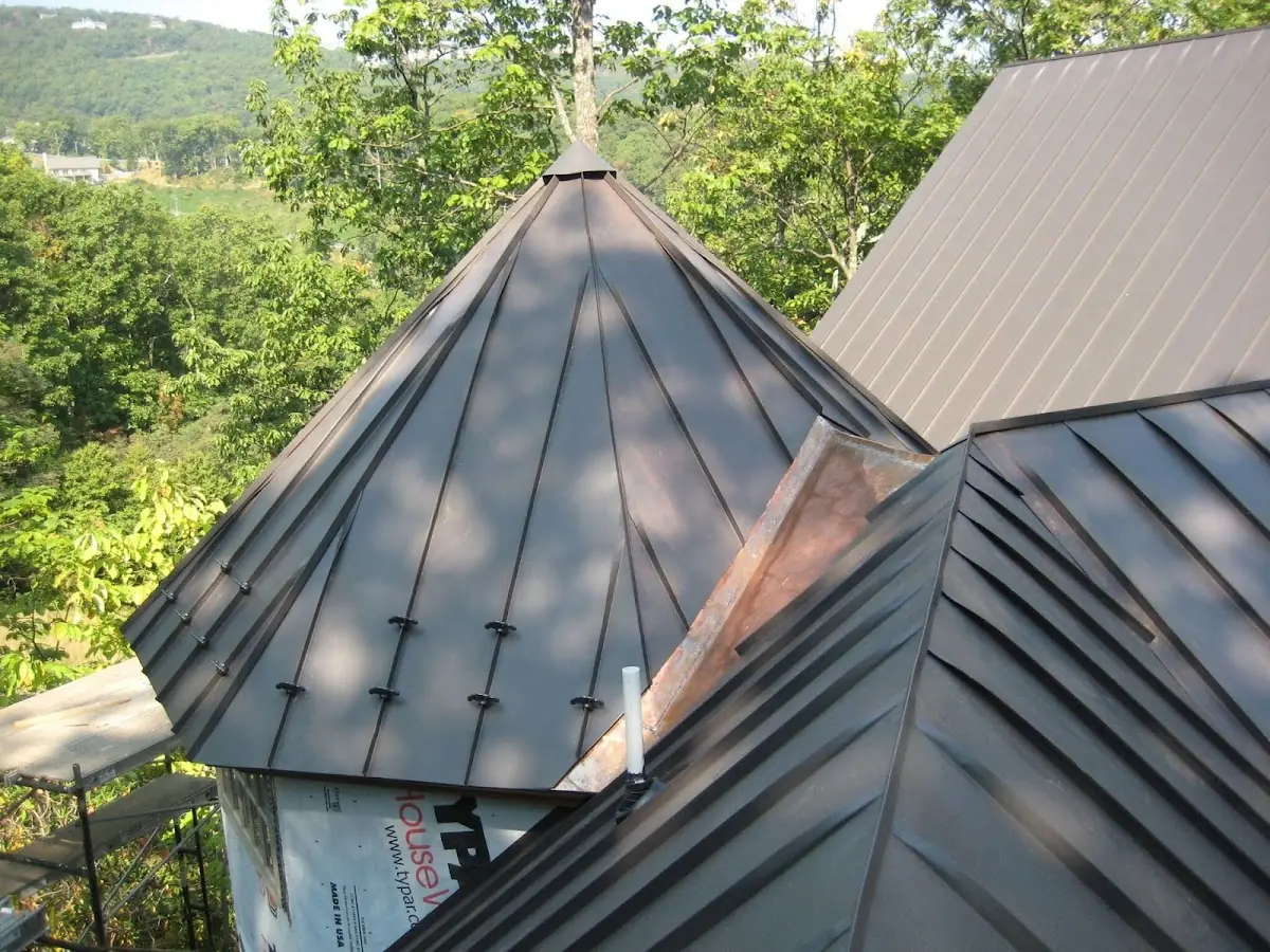 Professional Shingle Replacement & Repair by Craftsman Roofing in Greenhaven